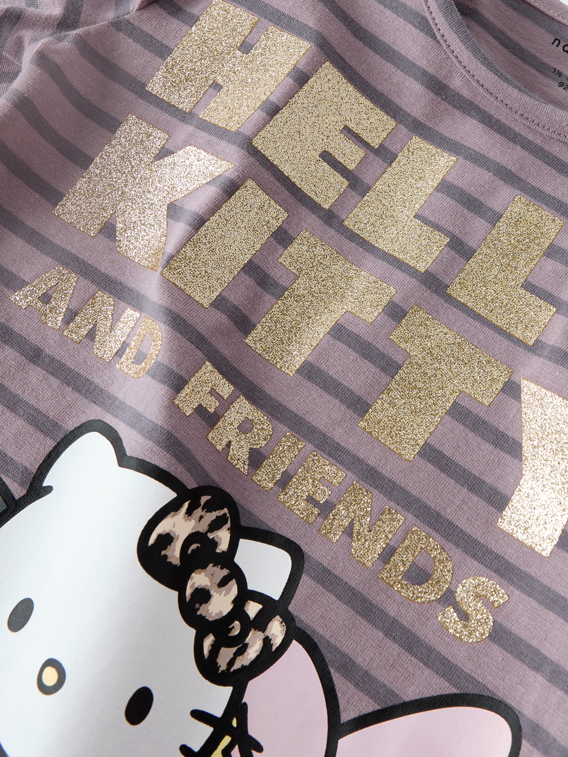 model_shot-front_full